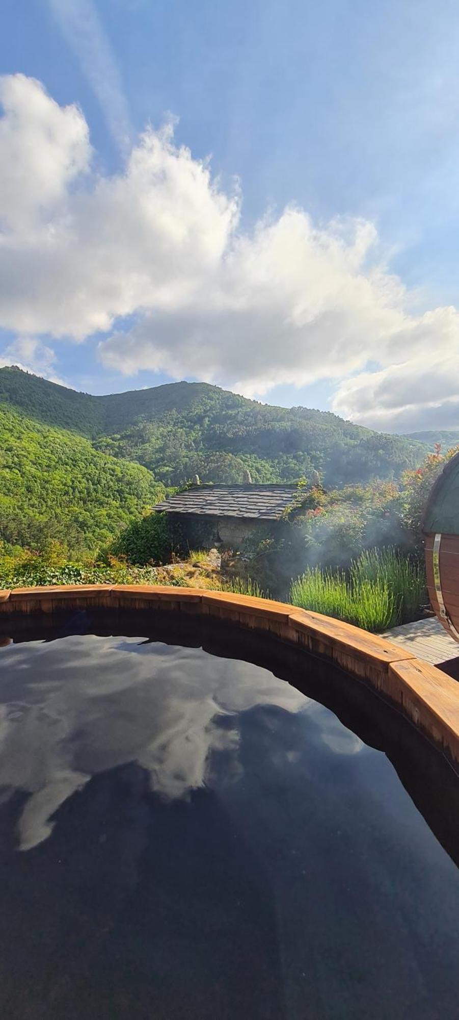 Apartamentos Rurales El Bosque De Las Vinas Boal エクステリア 写真