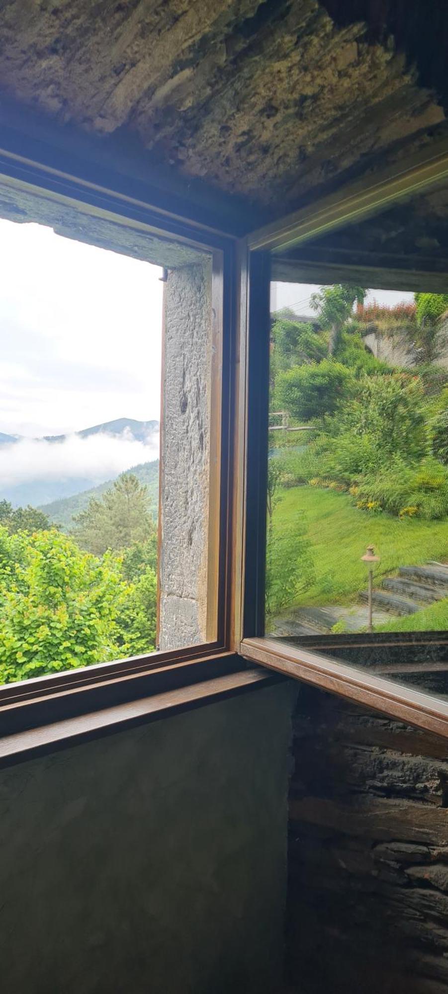 Apartamentos Rurales El Bosque De Las Vinas Boal エクステリア 写真